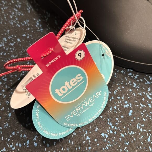 Totes Women's Everywear Chelsea Ankle Rain Boots - Picture 2 of 4